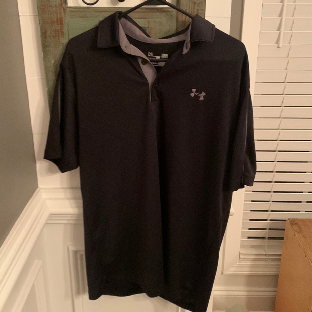 Under Armour golf tee